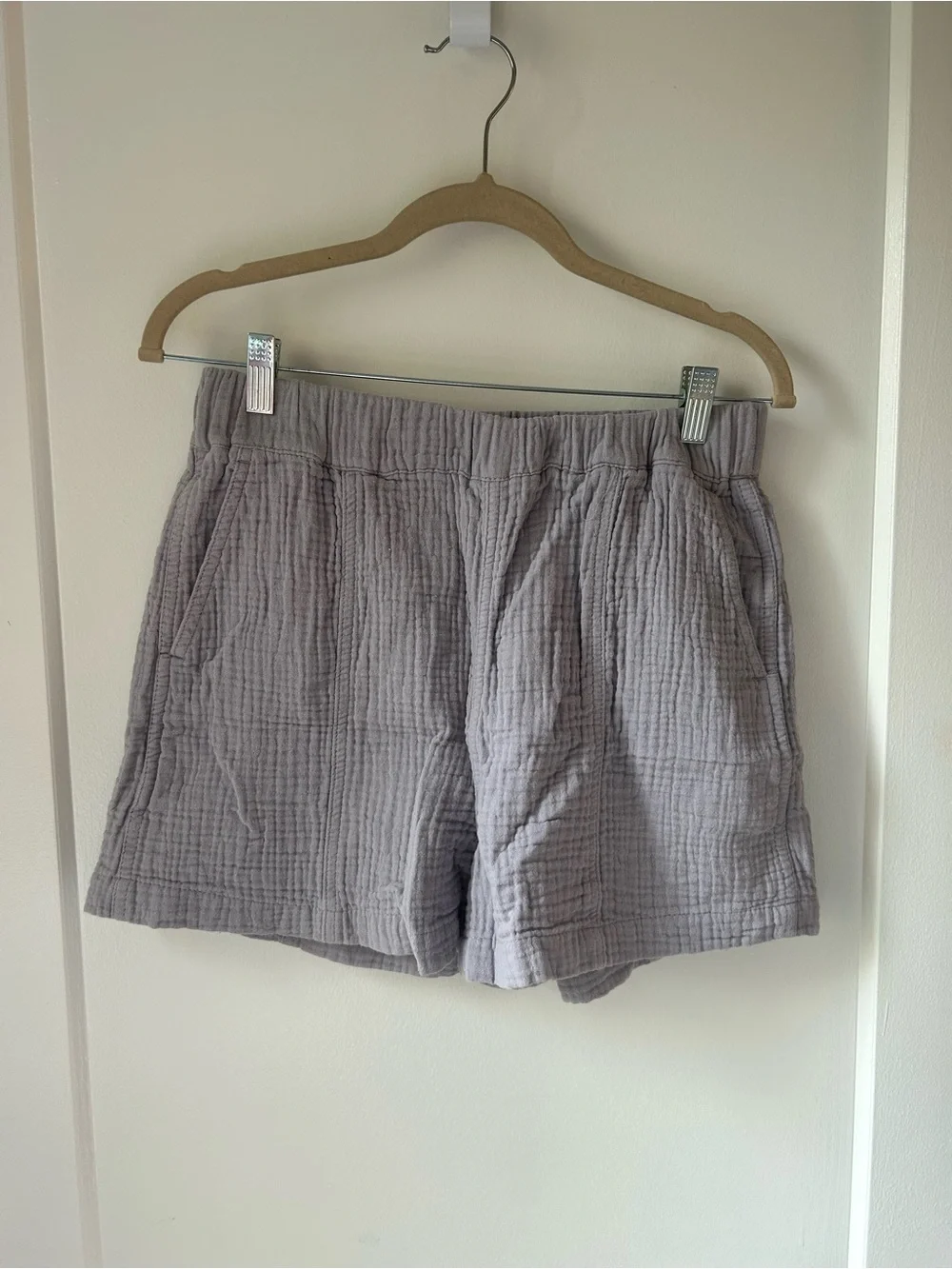 Madewell Quilted Light Gray High-Waist Women’s Shorts